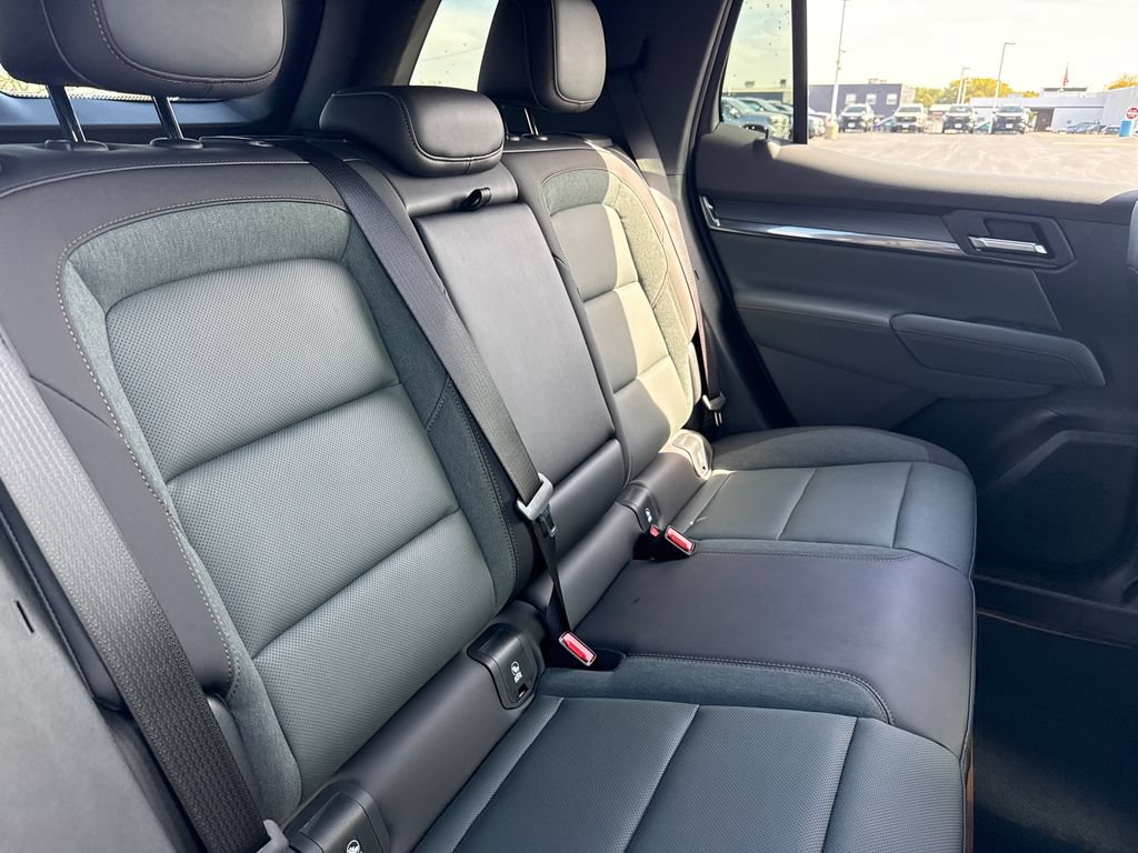 New 2026 GMC Terrain AT4 AWD/4WD image 37