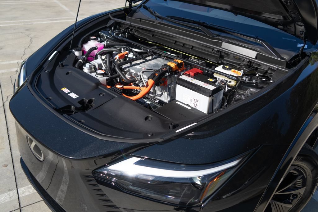 New 2026 Lexus RZ 350e 2WD w/ Accessory Package (Z1) image 4