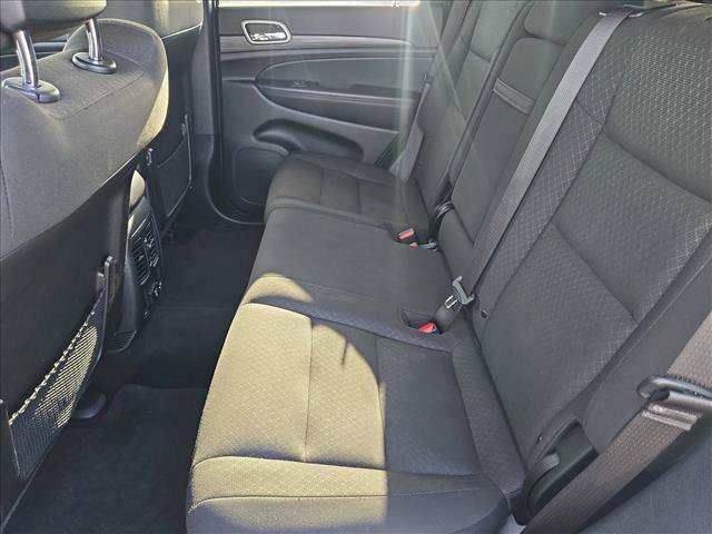 Used 2022 Jeep Grand Cherokee Laredo E w/ Security & Convenience Group AWD/4WD image 19