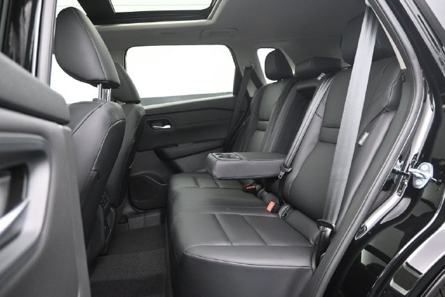 New 2026 Nissan Rogue Dark Armor FWD image 11