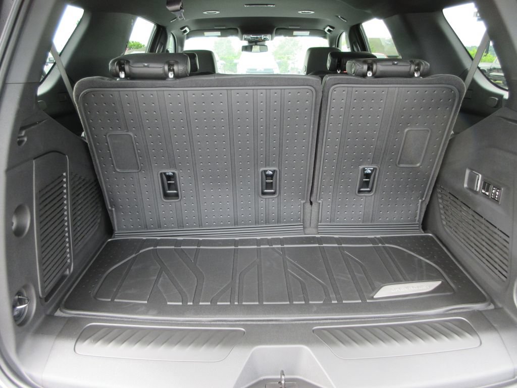New 2026 Chevrolet Tahoe LT w/ Comfort Package AWD/4WD image 12