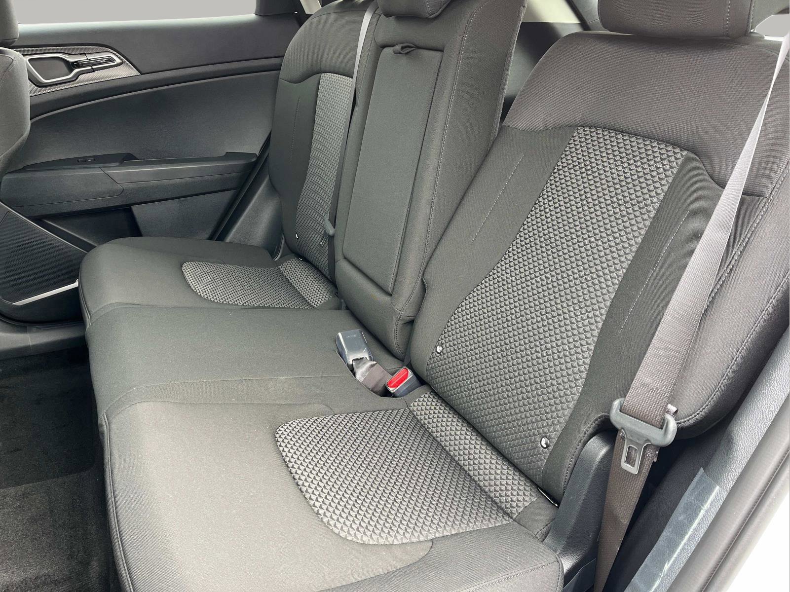 New 2025 Kia Sportage LX image 20