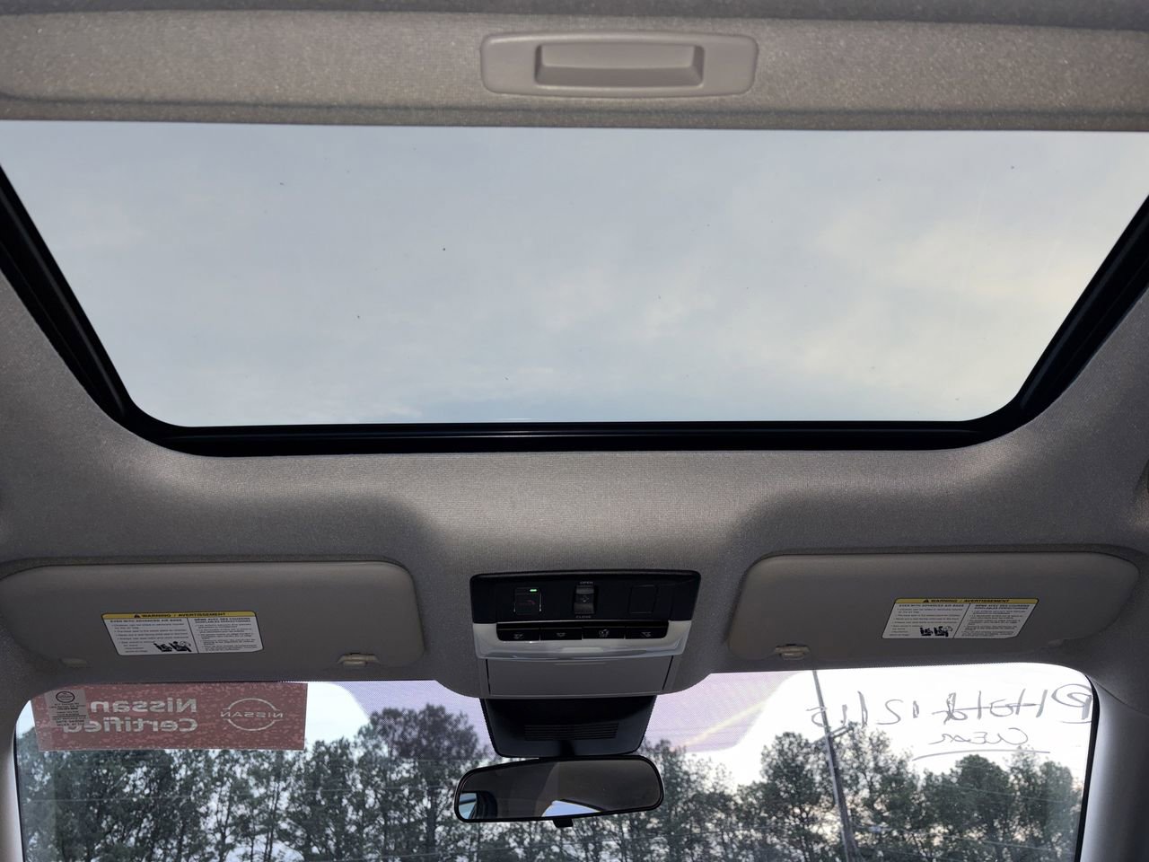 Certified 2023 Nissan Sentra SR w/ SR Premium Package image 11