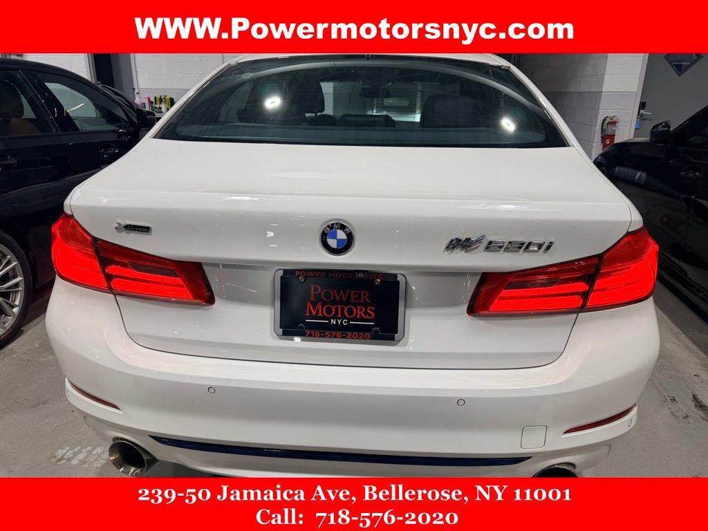 Used 2020 BMW 530i xDrive w/ Convenience Package image 4