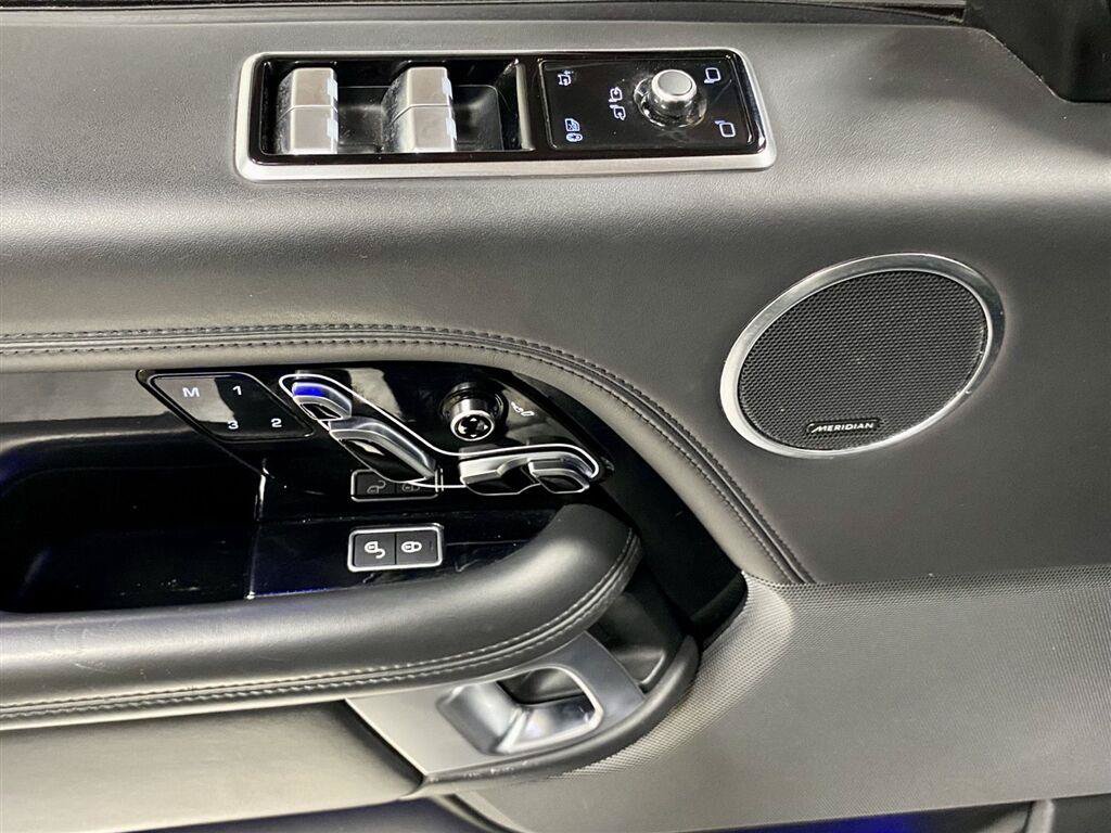 Used 2019 Land Rover Range Rover Autobiography AWD/4WD image 14