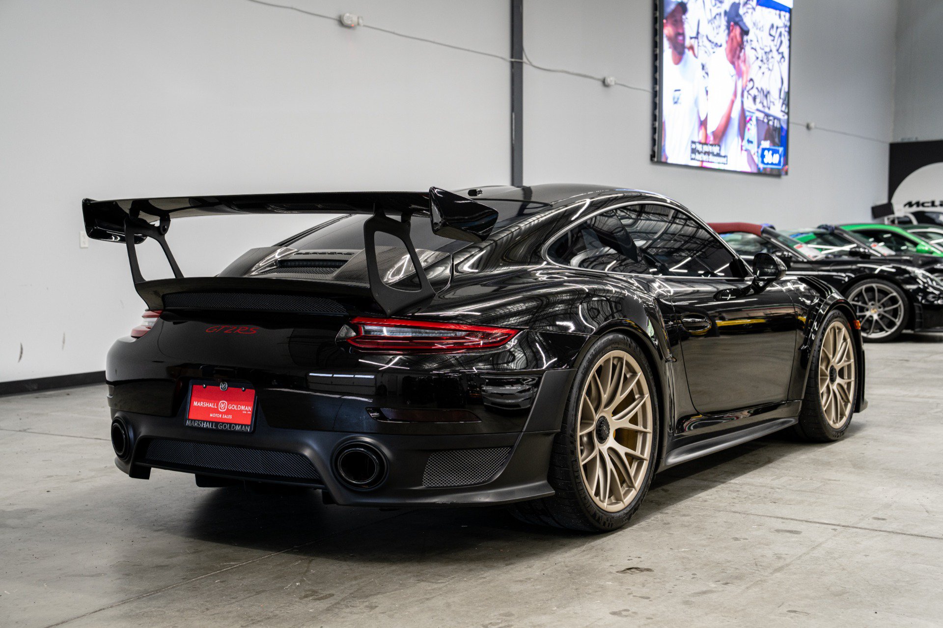 Used 2018 Porsche 911 GT2 RS RWD image 8