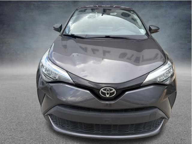 Used 2021 Toyota C-HR LE FWD image 5
