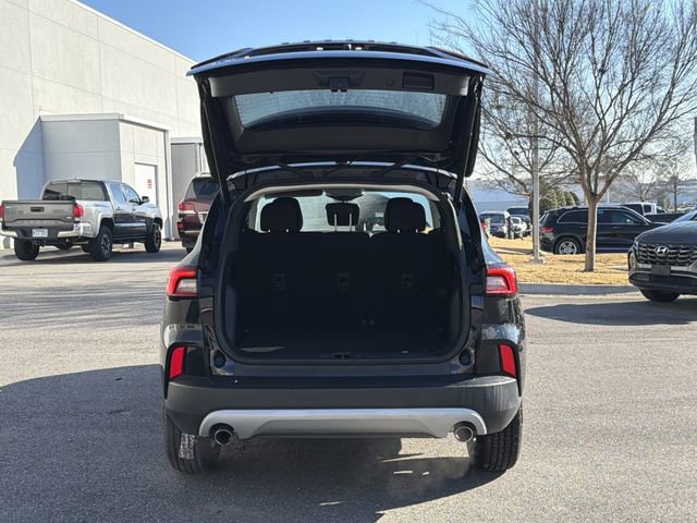 Used 2023 Ford Escape Active w/ Cold Weather Package image 20