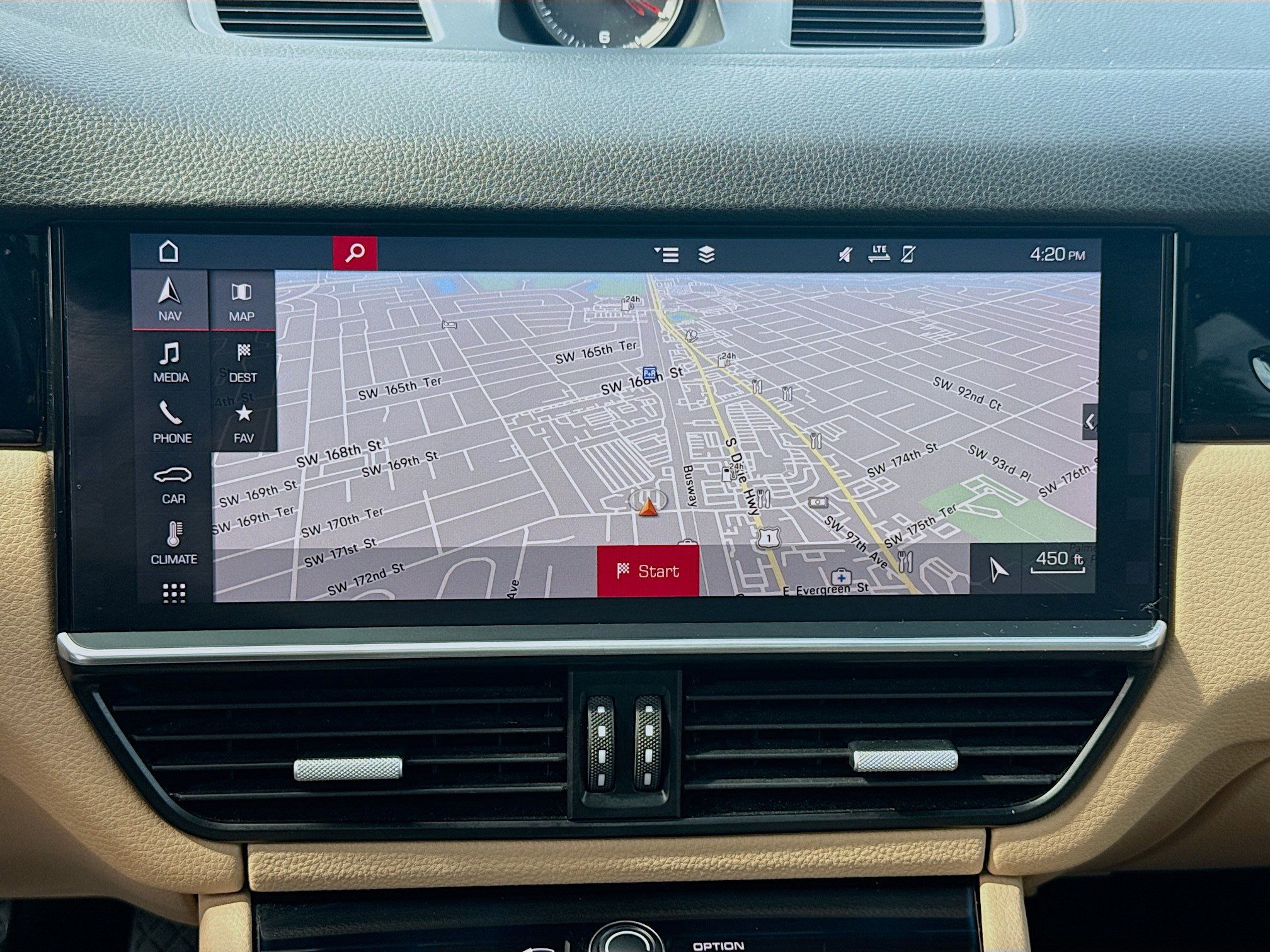 Used 2019 Porsche Cayenne AWD/4WD image 13