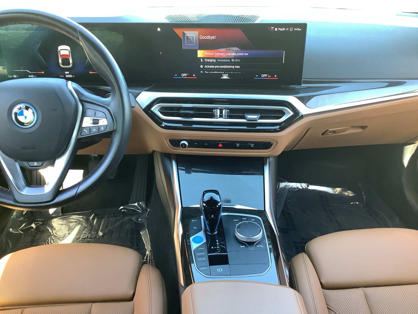 Used 2023 BMW i4 eDrive40 w/ Premium Package RWD image 10