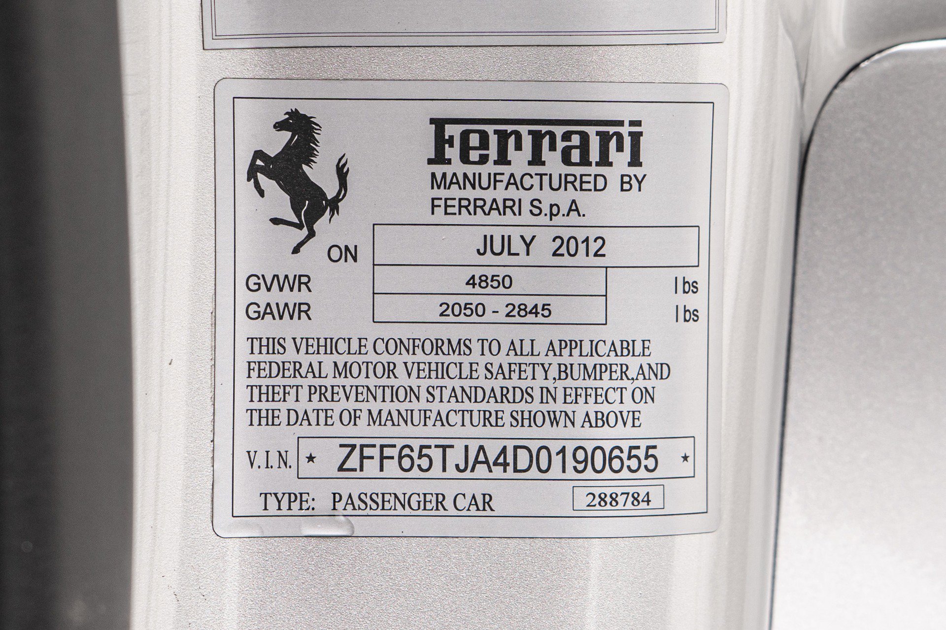 Used 2013 Ferrari California image 20