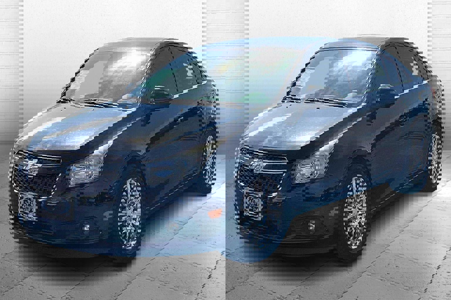 Used 2013 Chevrolet Cruze Eco w/ Enhanced Safety Package image 13