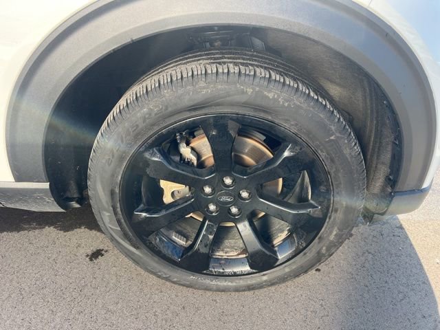 Used 2023 Ford Explorer ST-Line w/ Class IV Trailer Tow Package AWD/4WD image 9