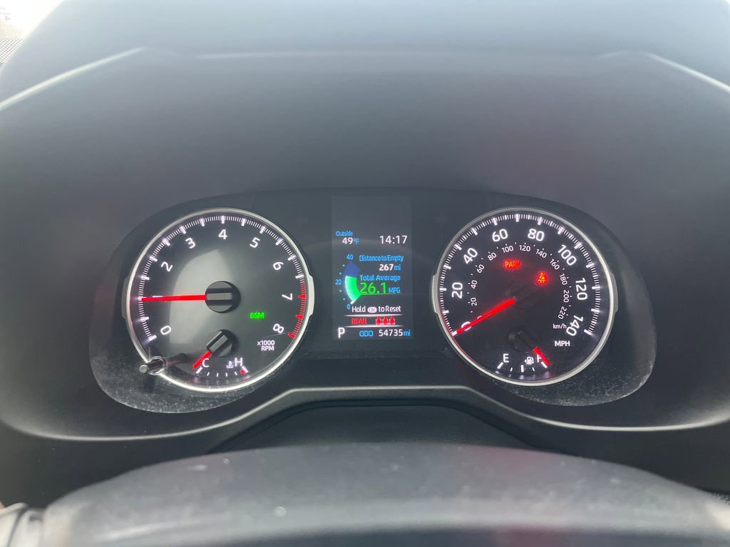 Certified 2020 Toyota RAV4 XLE image 17