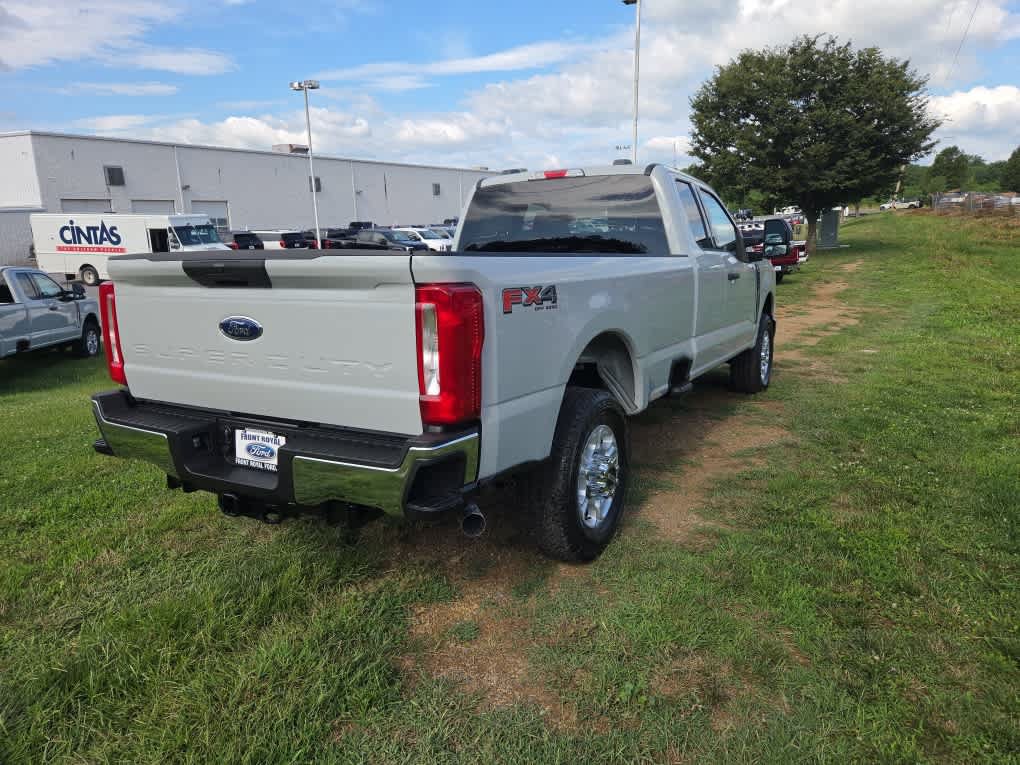 New 2026 Ford F350 XLT AWD/4WD image 3