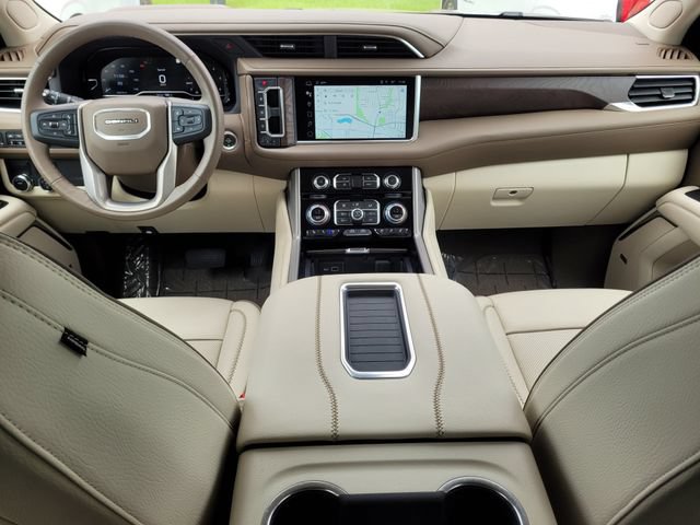 Used 2022 GMC Yukon Denali RWD image 13