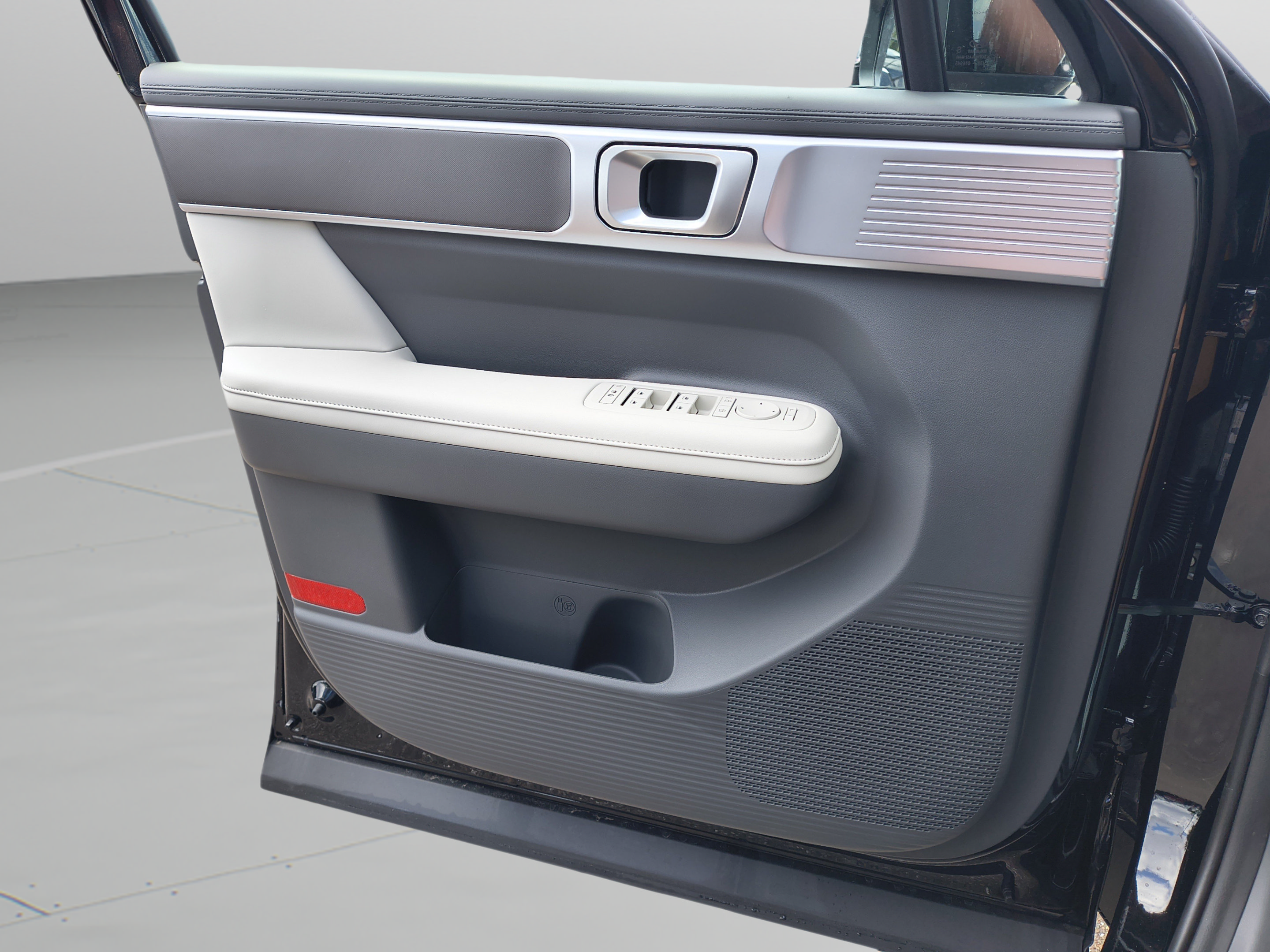 New 2027 Hyundai Santa Fe SEL FWD image 25