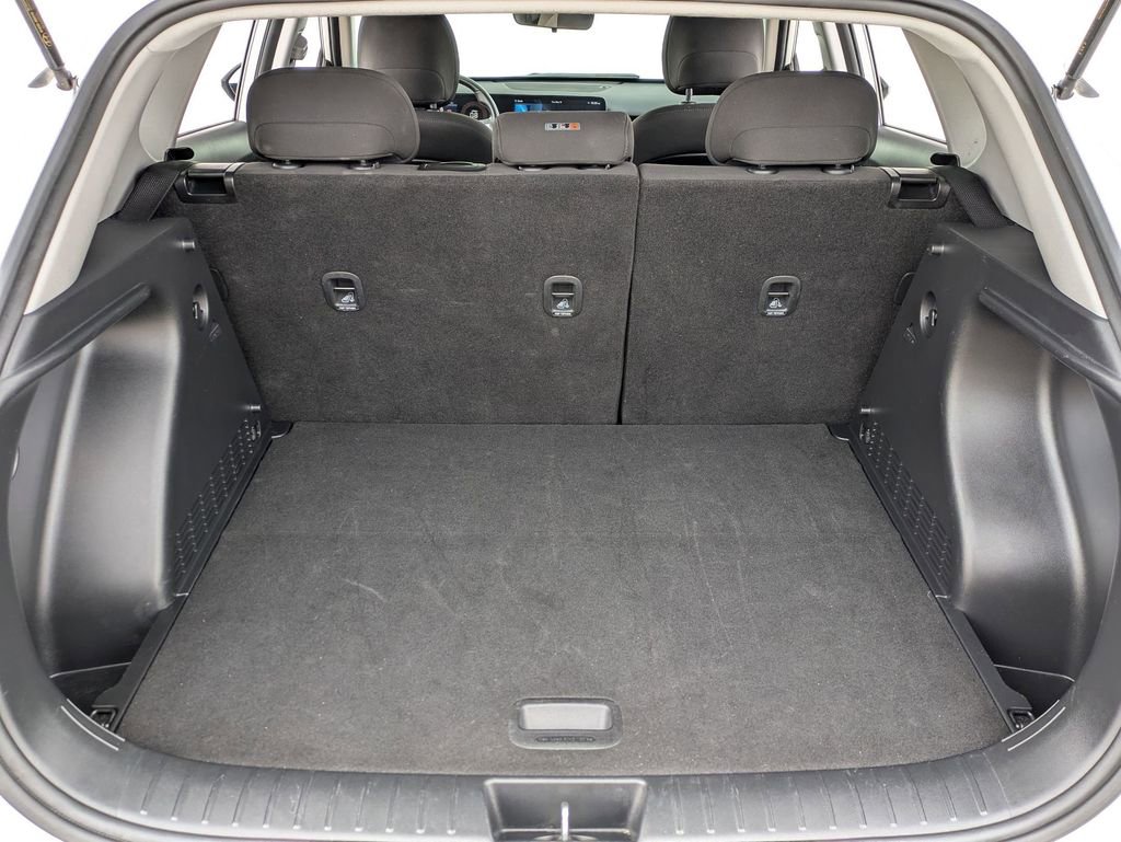 Used 2025 Hyundai Kona SEL FWD image 26
