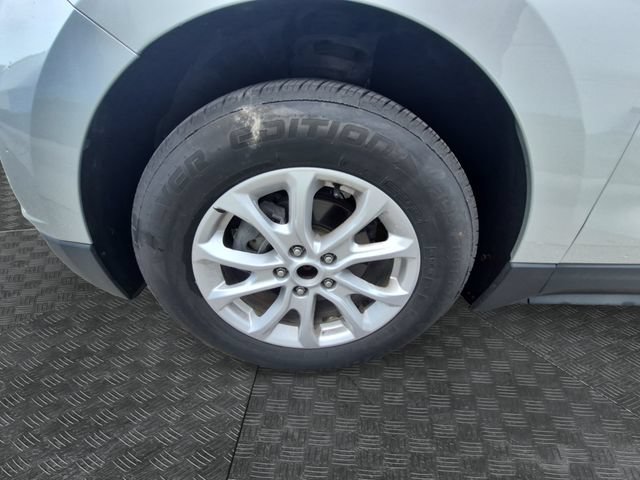 Used 2019 Chevrolet Equinox LT FWD image 13