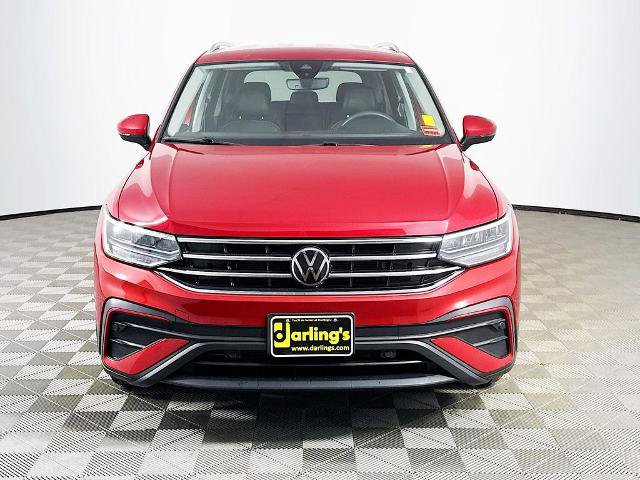Used 2022 Volkswagen Tiguan SE image 2