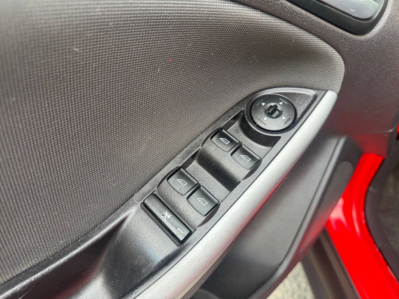 Used 2013 Ford Focus SE FWD image 19
