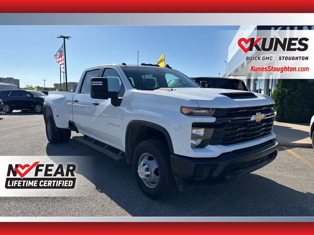 Used 2024 Chevrolet Silverado 3500 W/T image 4