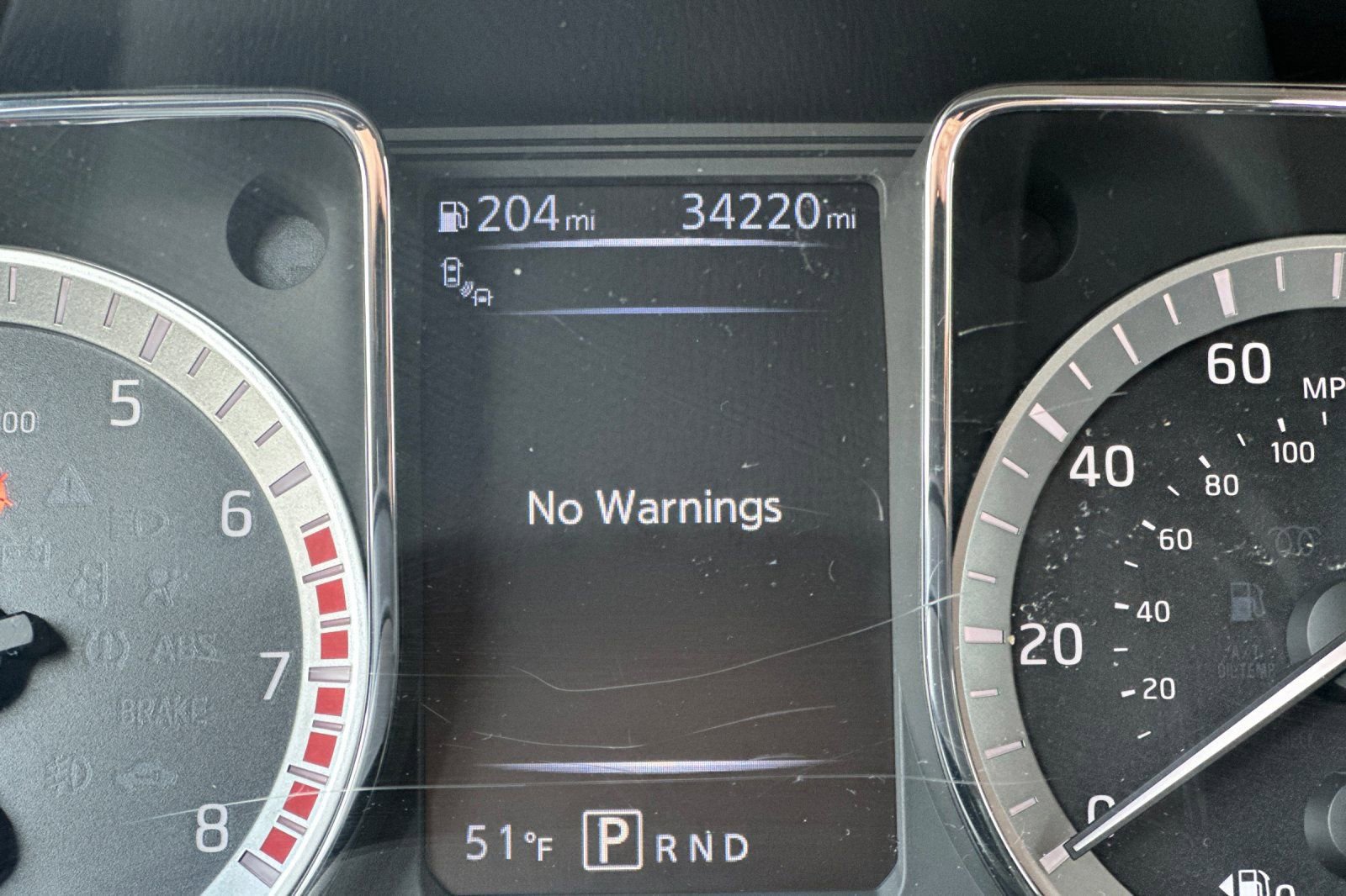 Used 2017 Nissan Titan SV image 26