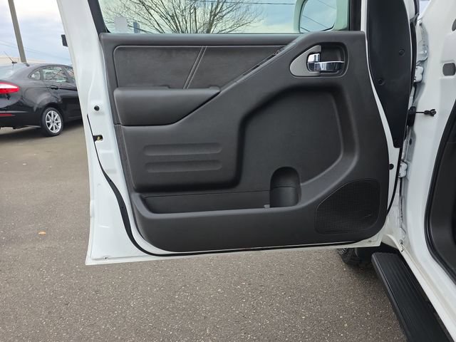 Used 2015 Nissan Frontier PRO-4X w/ Pro-4x Luxury Package image 17