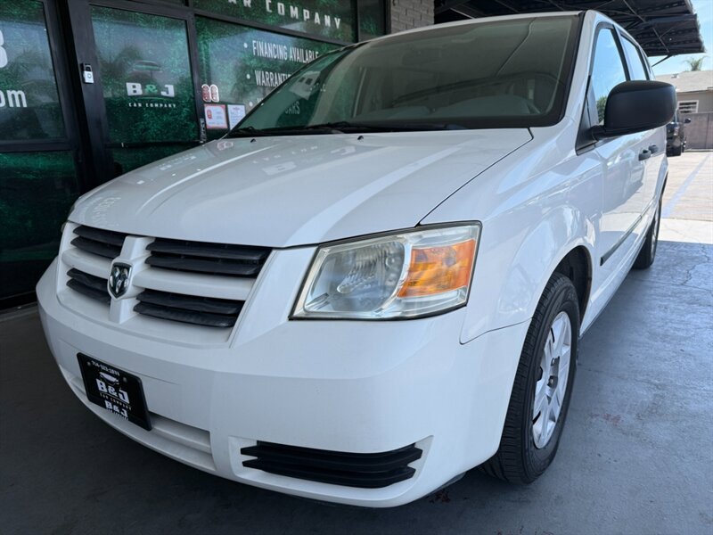 Used 2008 Dodge Grand Caravan SE image 3