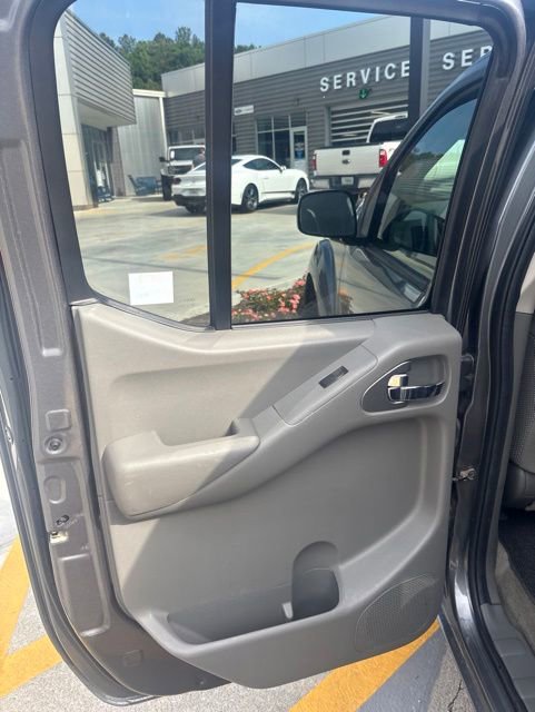 Used 2018 Nissan Frontier SV AWD/4WD image 19