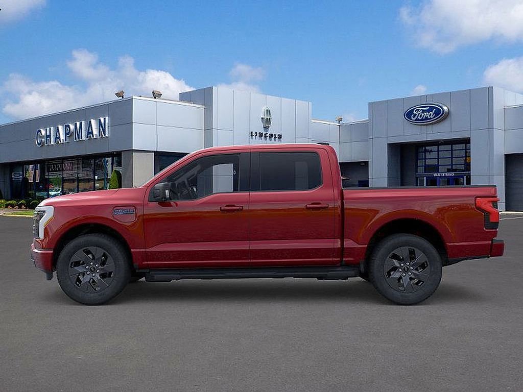 New 2025 Ford F150 Lightning Flash AWD/4WD image 3