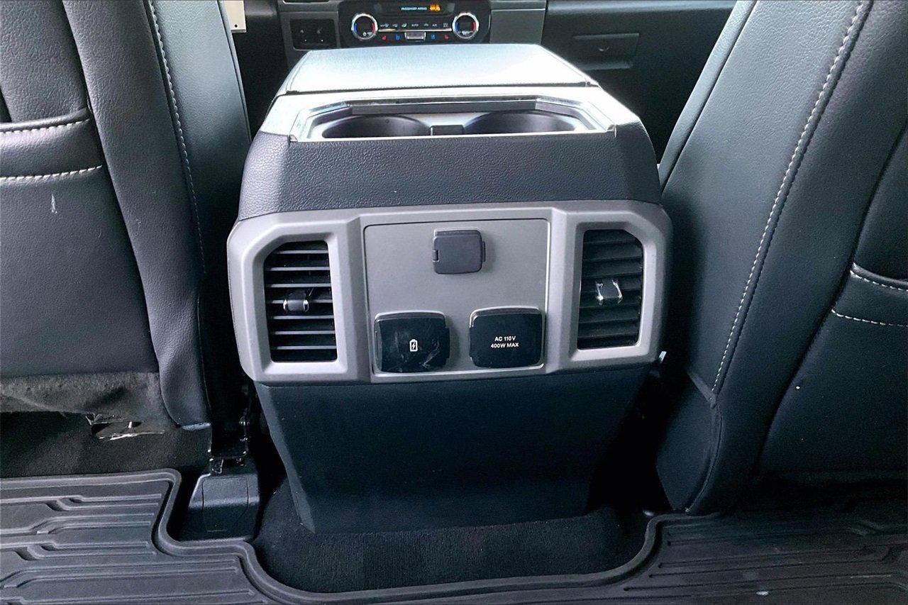 Used 2022 Ford F250 Lariat w/ Tremor Off-Road Package image 17