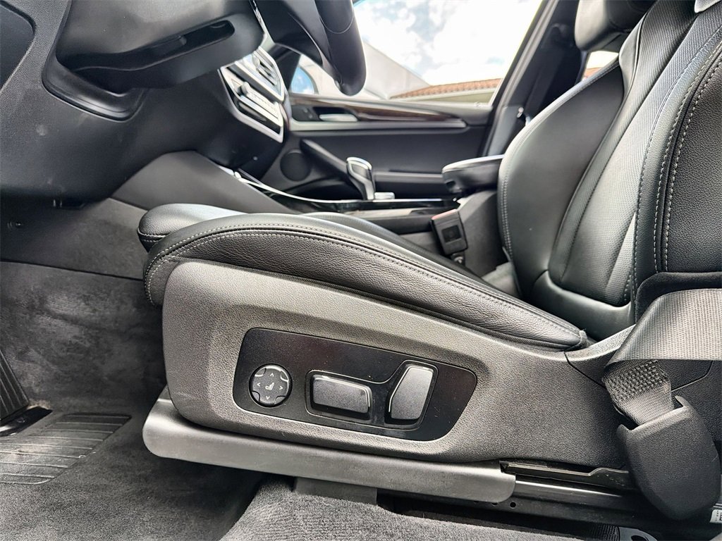 Used 2024 BMW X3 xDrive30i w/ Premium Essential Package image 14