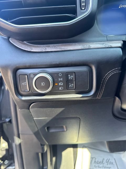 Used 2021 Ford Explorer Platinum w/ Equipment Group 601A AWD/4WD image 20