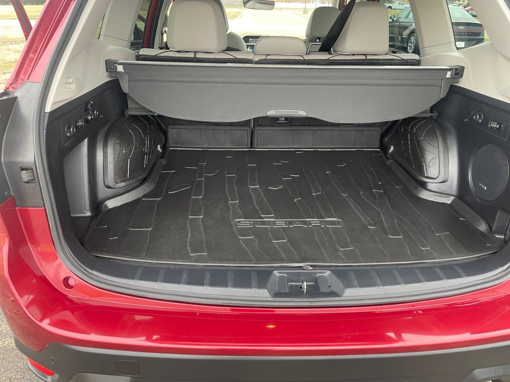 Used 2022 Subaru Forester Limited AWD/4WD image 25