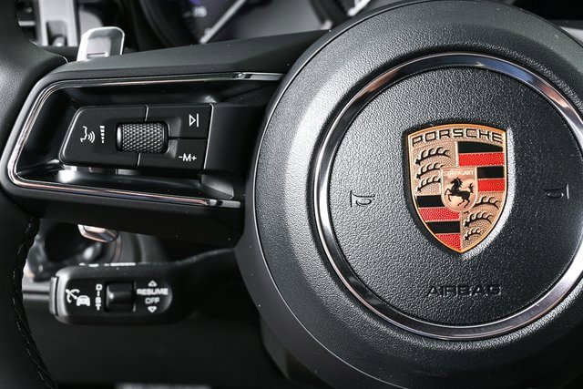 New 2025 Porsche Macan image 11