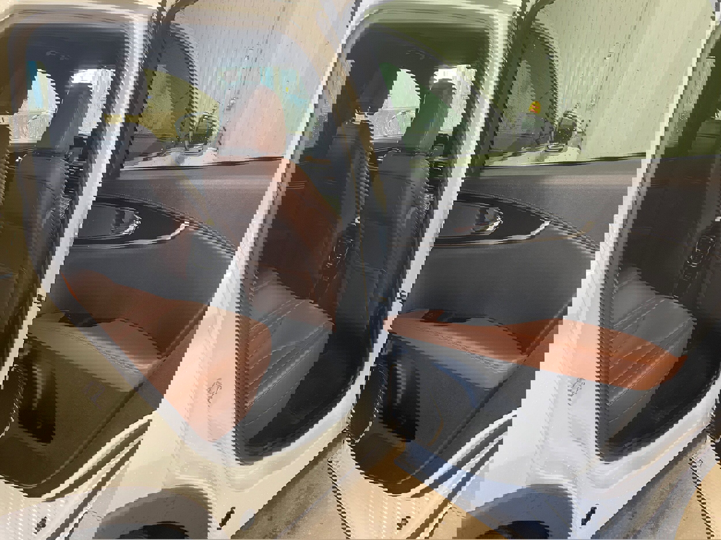 Used 2023 Lincoln Nautilus Reserve image 27