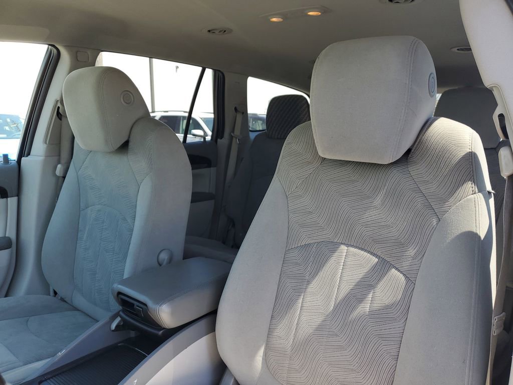 Used 2017 Buick Enclave Convenience w/ Trailering Package FWD image 11