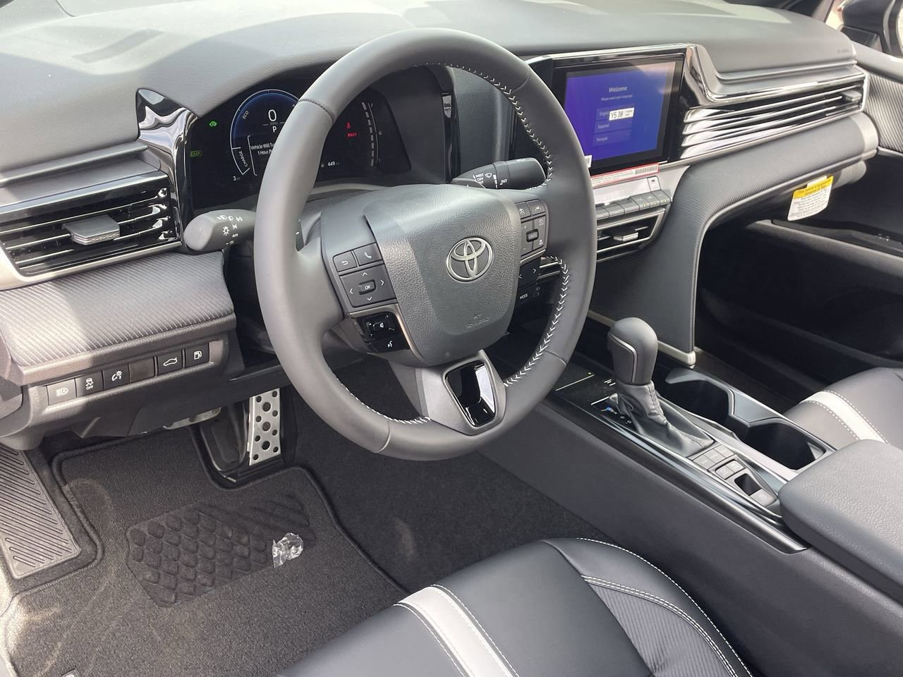New 2026 Toyota Camry SE FWD image 11