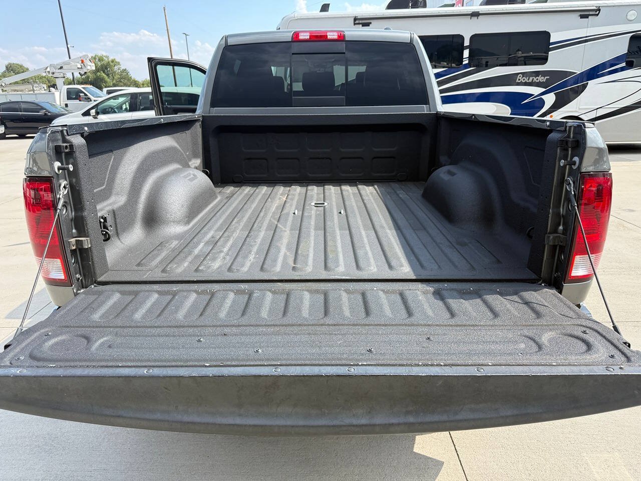 Used 2012 RAM 2500 Laramie w/ HD Snow Plow Prep Group AWD/4WD image 9