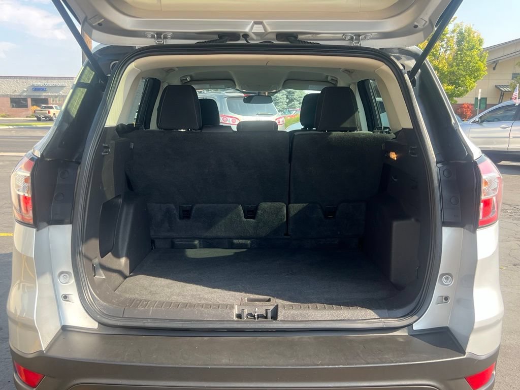 Used 2018 Ford Escape S FWD image 5