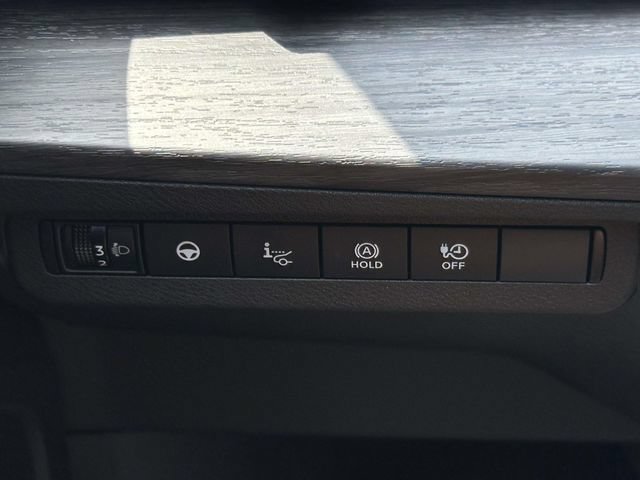 Used 2023 Nissan Ariya FWD image 12