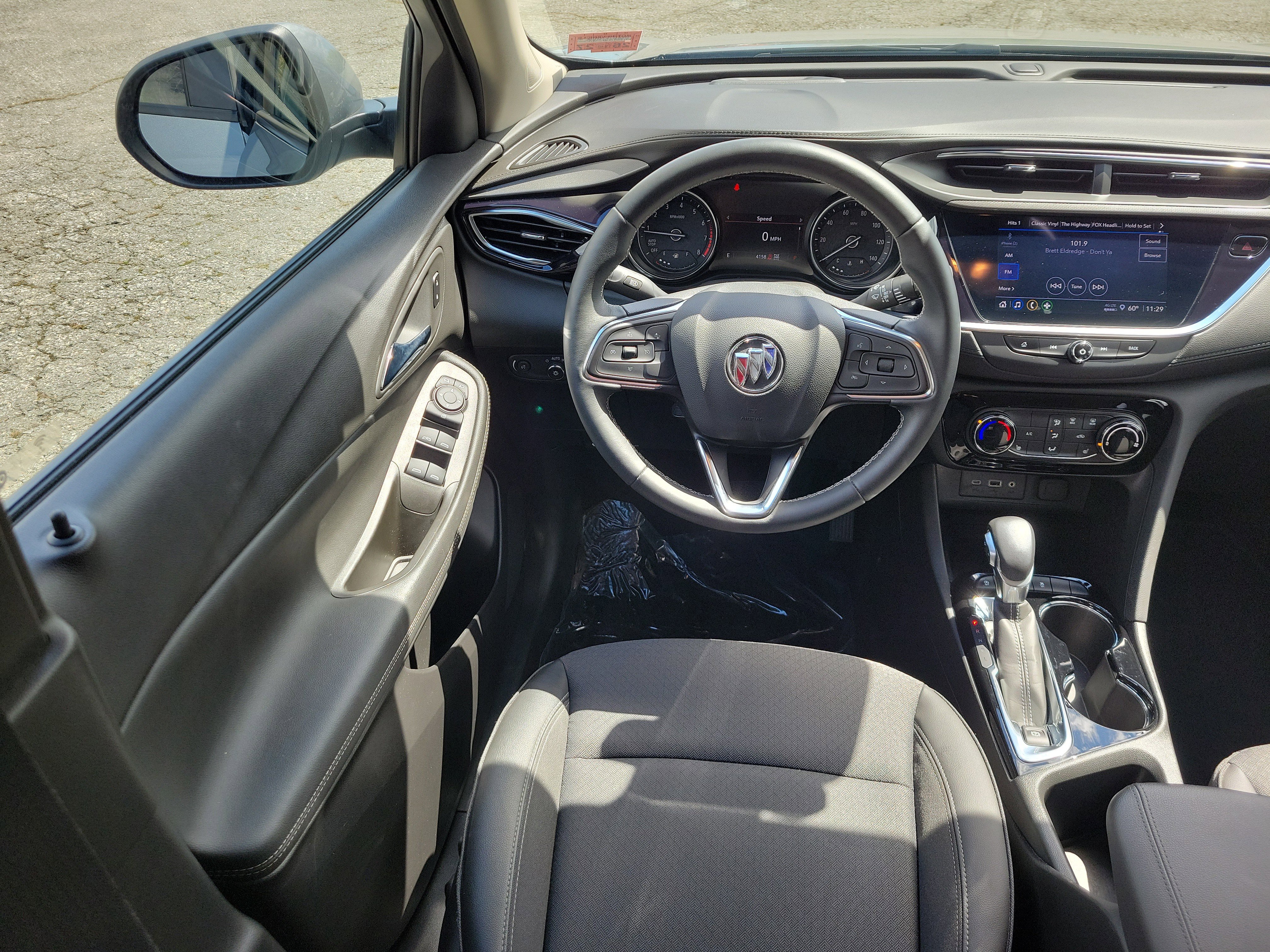 Used 2023 Buick Encore GX Preferred w/ Cold Weather Comfort Package AWD/4WD image 19