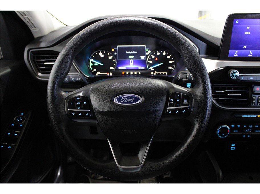 Used 2021 Ford Escape SE image 25