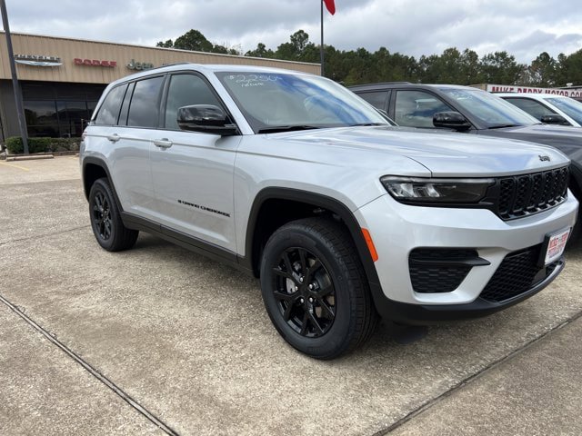 New 2025 Jeep Grand Cherokee Altitude RWD video 1