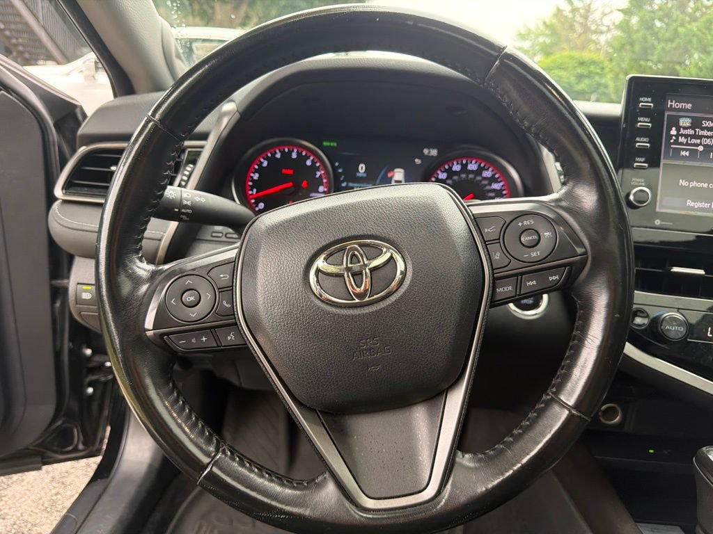 Used 2022 Toyota Camry XSE w/ Navigation Package FWD image 32