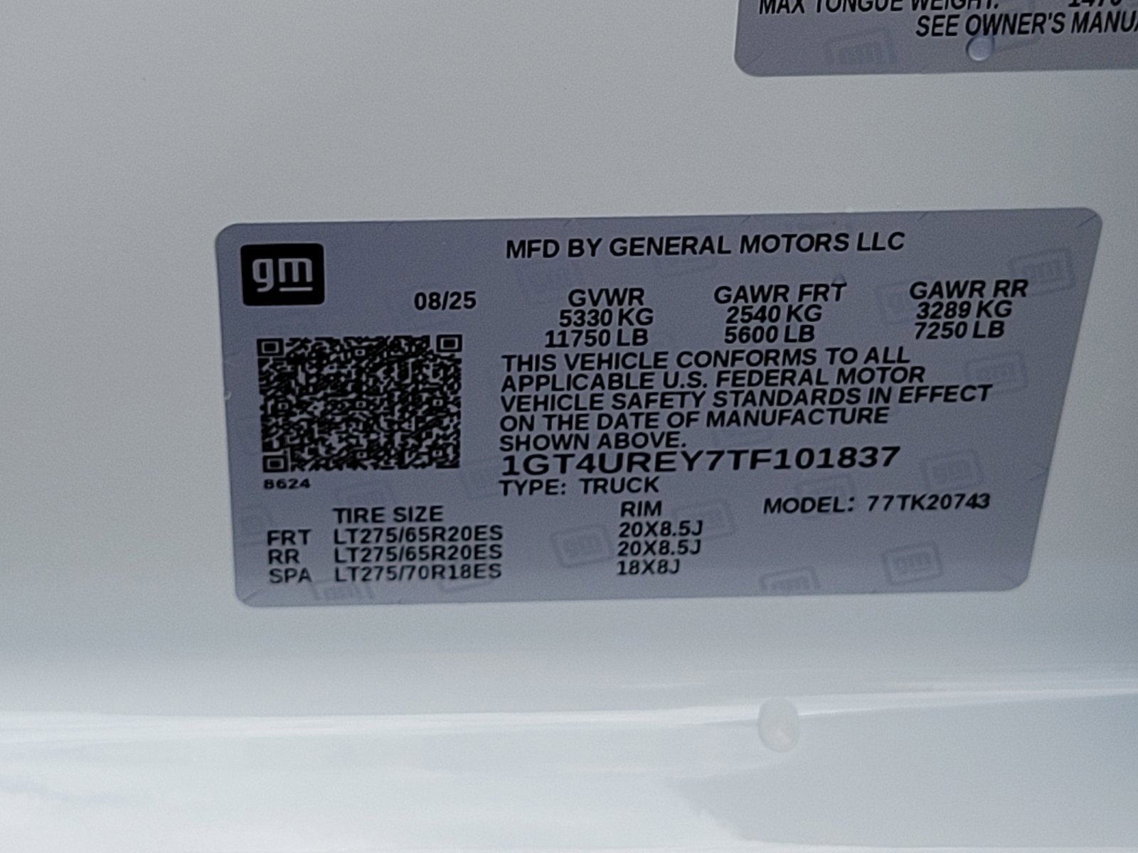 New 2026 GMC Sierra 2500 Denali w/ Denali Reserve Package image 15