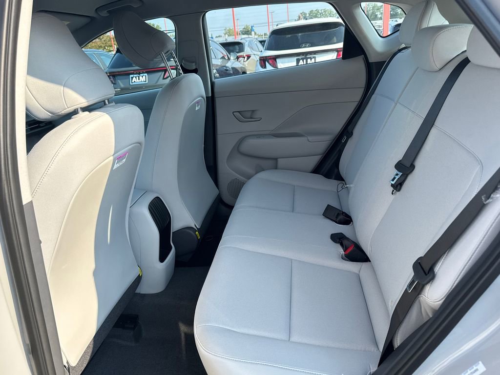 New 2026 Hyundai Kona SE image 11