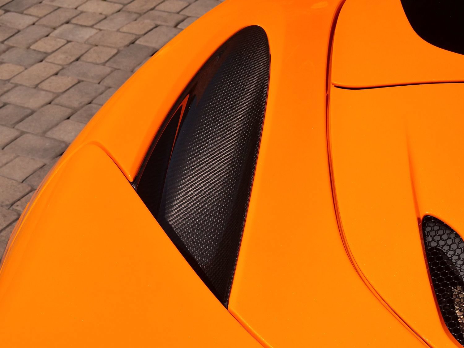 Used 2023 McLaren 720S Performance RWD image 14