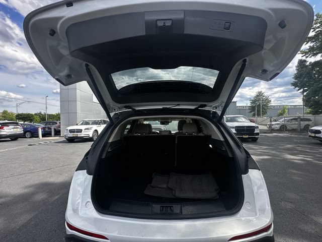 Certified 2024 Lincoln Corsair AWD w/ Equipment Group 101A image 42